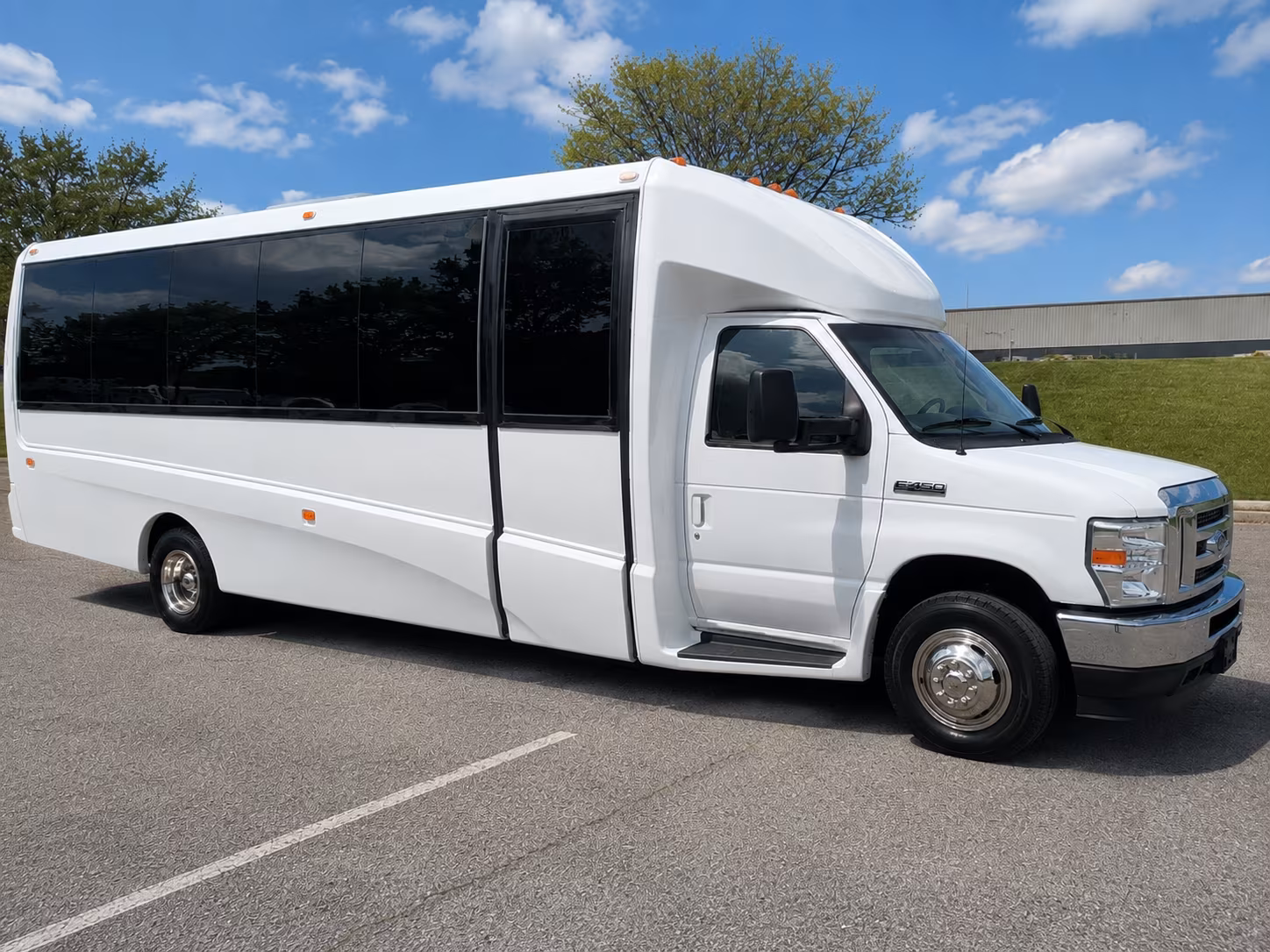 airport transfer buses between sky harbor and scottsdale hotels and offices