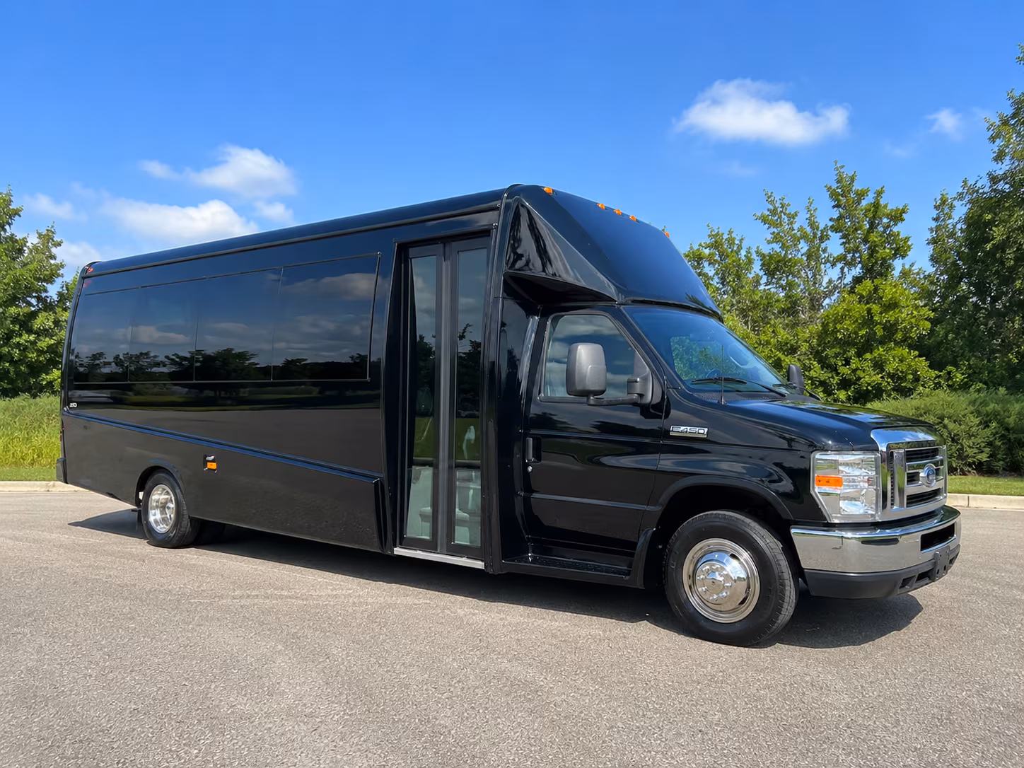 charter buses for large scottsdale high school prom groups