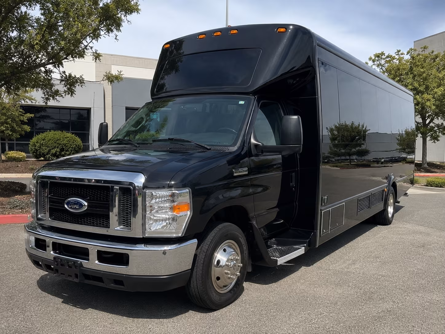 party buses and charter buses to cactus league spring training games