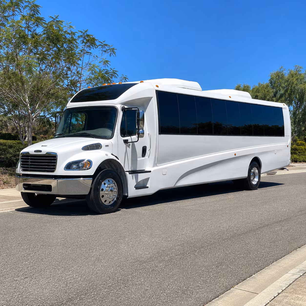 scottsdale 28 passenger minibus